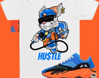 Yeezy 700 Bright Blue Match camisa "HUSTLE BUNNY"