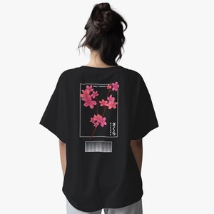 Oversize T-Shirt with Sakura Cherry Blossom Back Print, Japanese Flower Graphic, Japan Streetwear T Shirt
