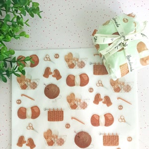Carta da regalo in tessuto per artigianato con filati ad acquerello - Carta da regalo in tessuto beige marrone lavorata all'uncinetto - Forniture per imballaggio aziendale