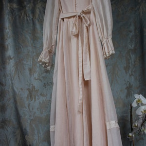 Charming lace Vintage boho 70s maxi dress, gunne sax style Candi Jones ivory/ cottage-core/ vampires wife image 7