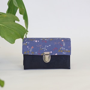 Kleines Portemonnaie aus Kork, mit Steckschloss, Damen, Blumen, blau