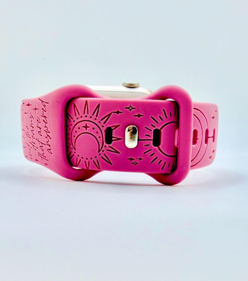 Hello Feyre Darling | APPLE Watch Band | ACOTAR Inspired, Engraved Silicone iWatch Strap 38 40 41 42 44 45 46 49mm, Bookish Gift image 6