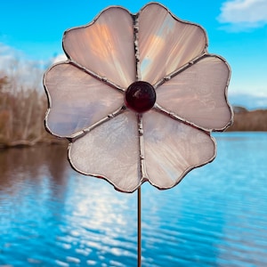 Stained Glass Flower on metal rod for garden or plant
