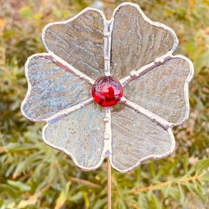 Stained Glass Flower on metal rod for garden or plant