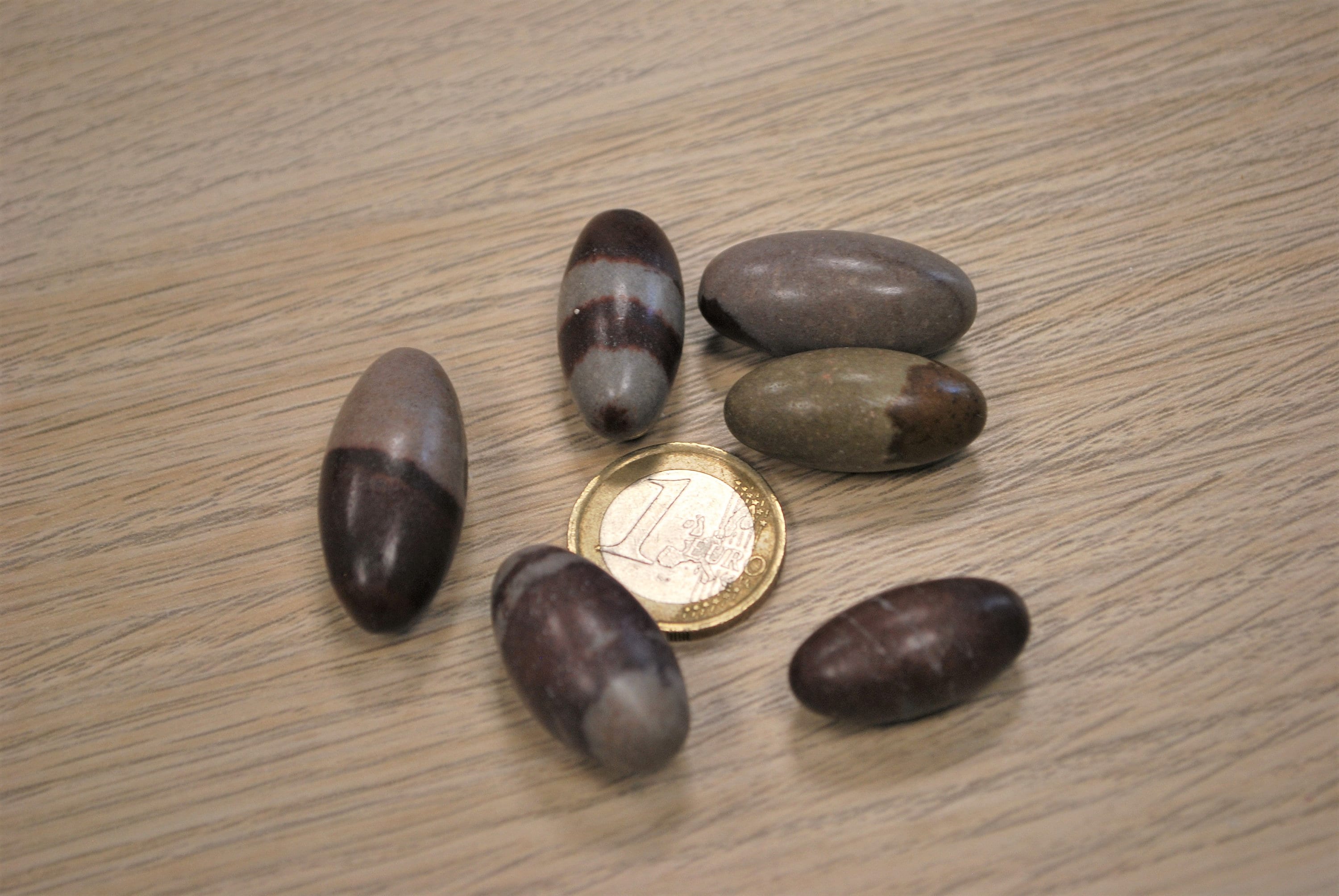 Shiva Lingam Pierre Roulée