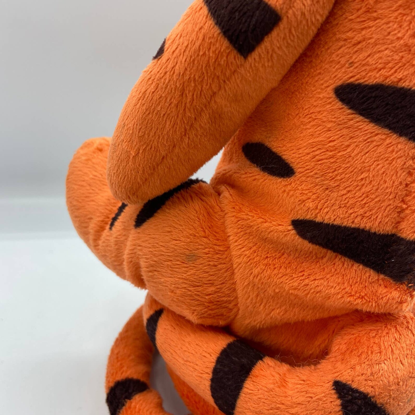 bouncing singing tigger toy