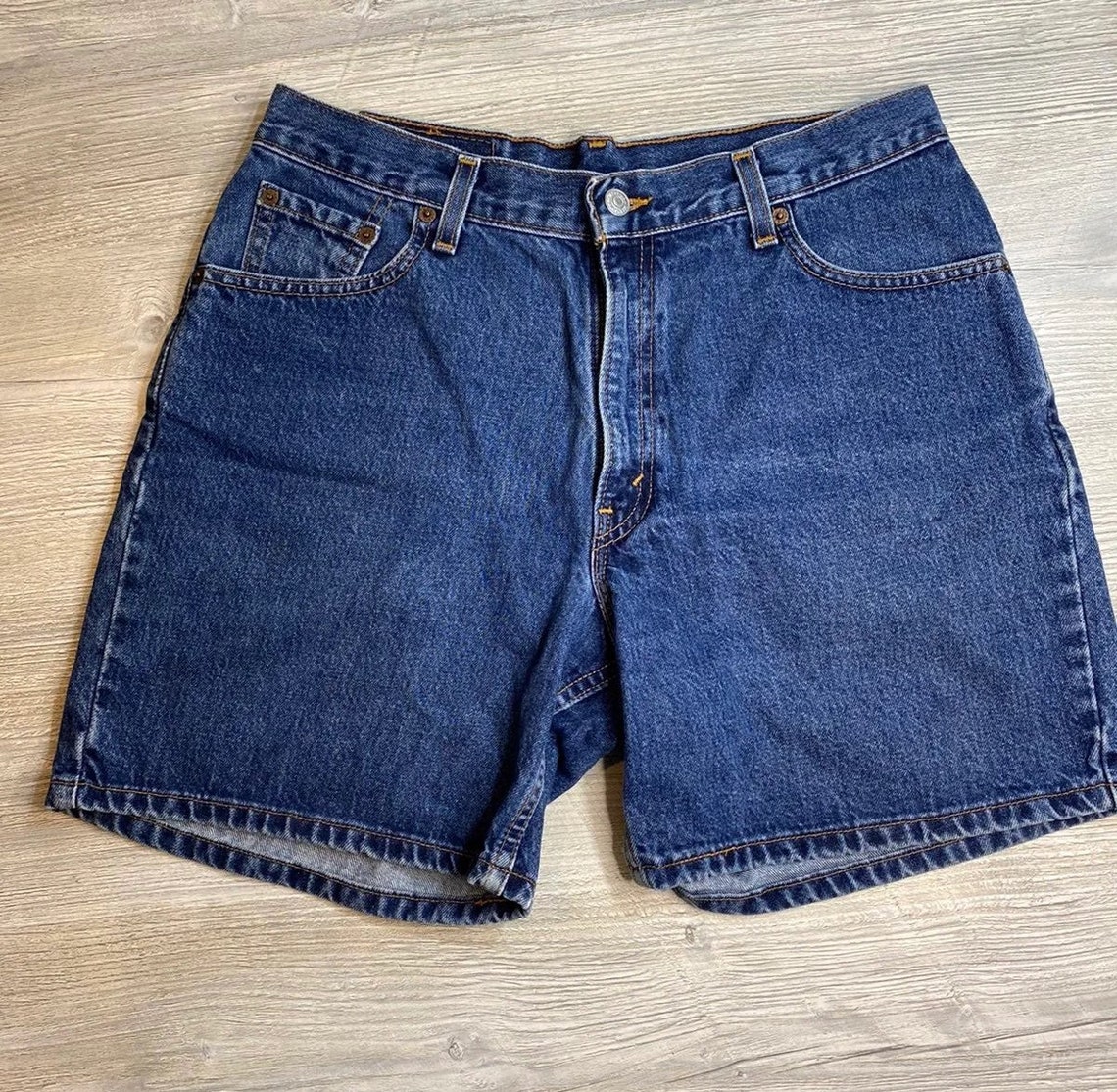 levi's high waisted mom jeans shorts