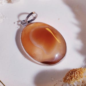 Certified Natural Aqeeq (Hakik) Gemstone – 6.75 Grams Agate Stone for Healing, Protection & Spiritual Energy