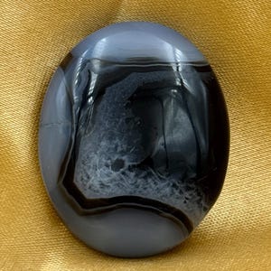 Certified Sulemani Aqeeq Gemstone: Black Hakik Stone for Healing (19.23 grams)