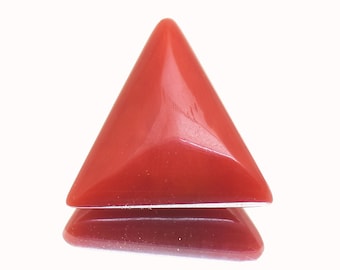 Natural Italian Red Coral Triangle Shape 6.15 Cts (6.75 Ratti), Certified