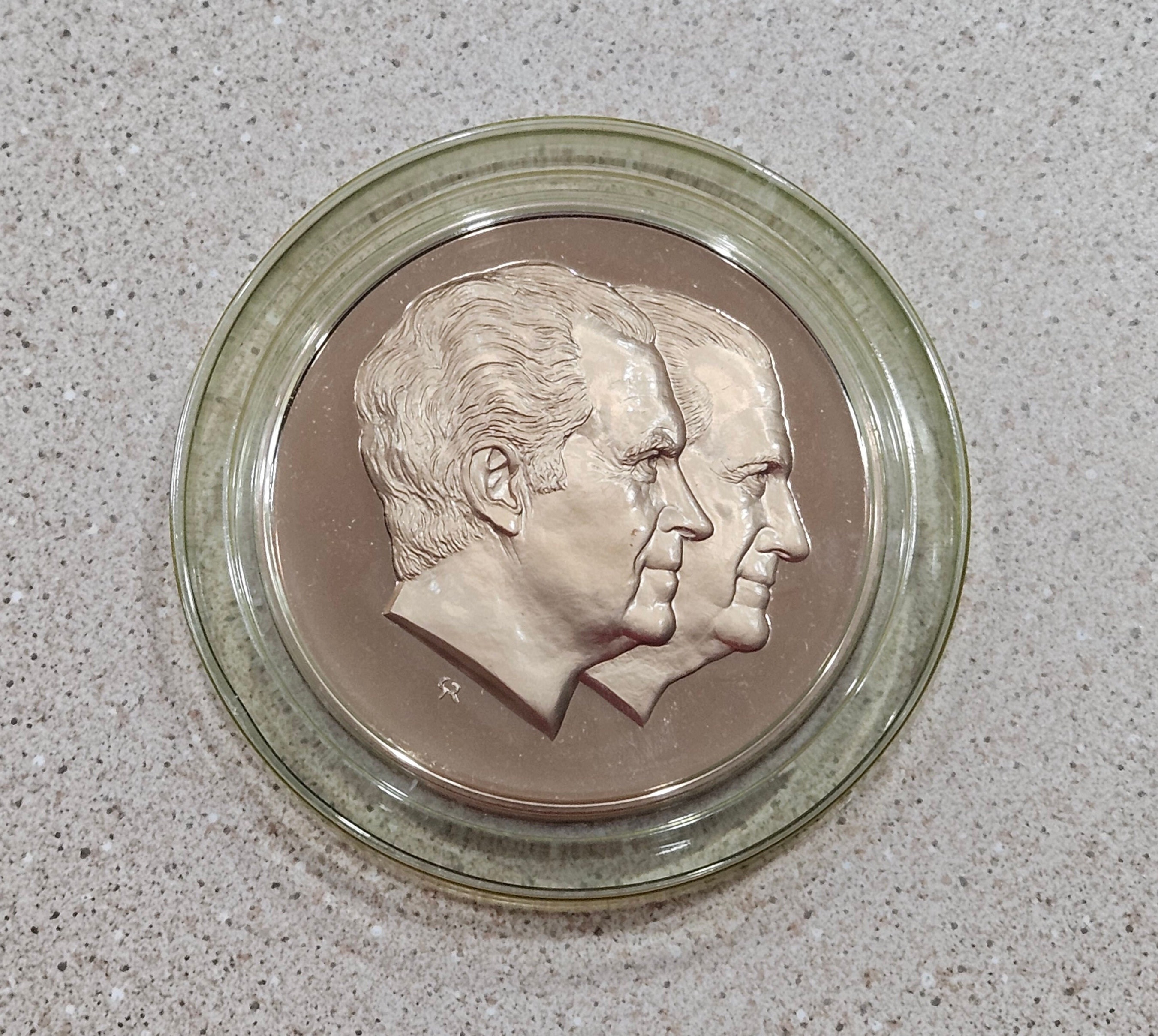 Vintage 1973 President Richard Nixon & Vice President Spiro Agnew