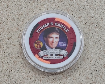 1996 Trump&#39;s Castle Donald J. Trump Inducted Into The Gaming Hall of Fame &quot;Summer Of &#39;96&quot; Limited Edition 5 Dollar Casino Chip Atlantic City