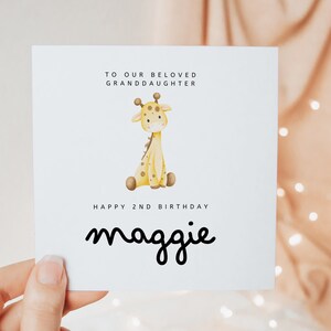 Joyeux 2e anniversaire à notre petite-fille bien-aimée, deuxième carte d'anniversaire fille des grands-parents Jolie carte de voeux, cadeau souvenir personnalisé