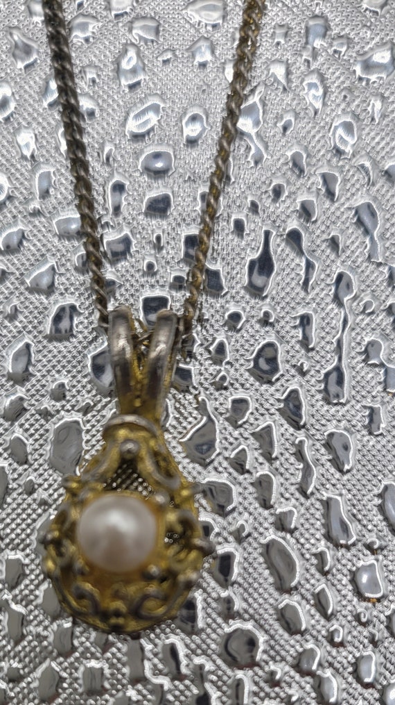 Filigree Pendant With Simulated Pearl Gold Tone N… - image 1