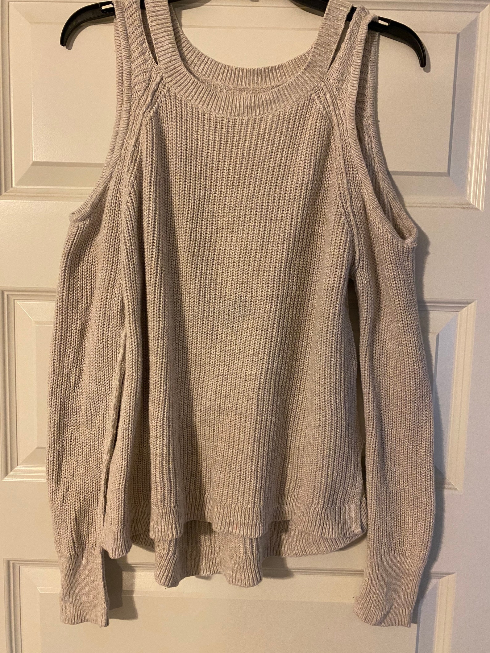 Hollister cold shoulder sweater beige size M | Etsy