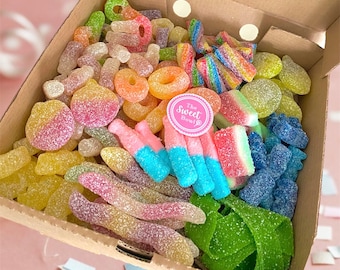 Fizzy pick and mix sweet box, Sweets, Gift, 1kg, Birthday, Sweet Hamper, Sour Sweets, Retro sweets, Personalised box, Pick n mix, Treat Box