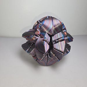 Hinge Ball, Changes Shapes, Relaxing Anxiety Relief Fidget desk toy