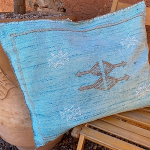 Berber Moroccan Pillow,handmade cactus silk pillow,Traditional Pillow,Decorative Pillow Cover,beautiful pillow,washable pillow, Boho Decor
