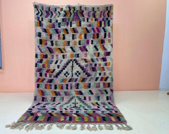 Handwoven Moroccan Rug: Bohemian Wool Carpet (5x7, Washable)