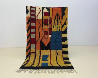 Moroccan Wool Rug: Vibrant Geometric Pattern - Soft, Hand Knotted