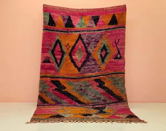 Marokkanischer Wollteppich im farbenfrohen Berber-Design 2,7 x 3,5 m