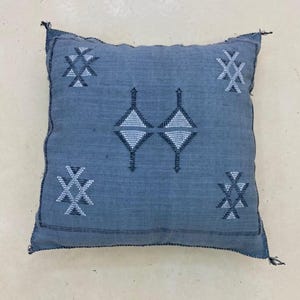 Moroccan Cactus Silk Pillow Cover - Handmade Gray & Pink Sabra