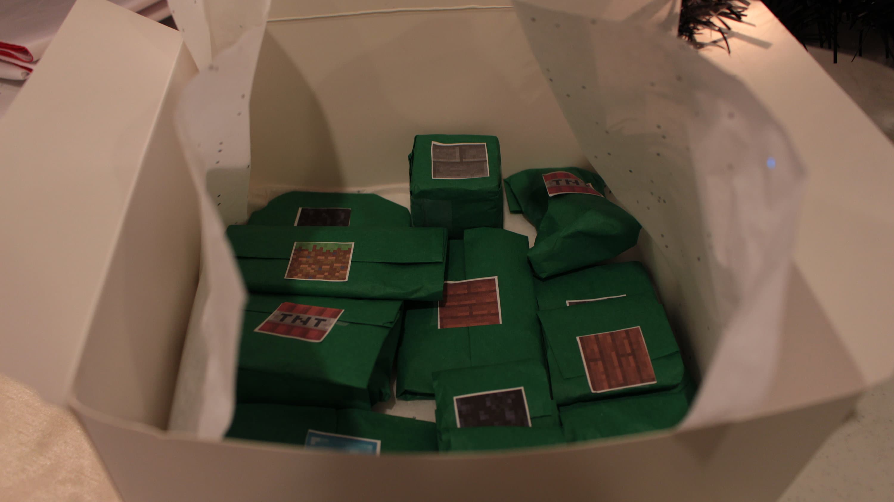 Minecraft Inspired Gift Box - Minecraft Inspired Merch/minecraft Fan ...