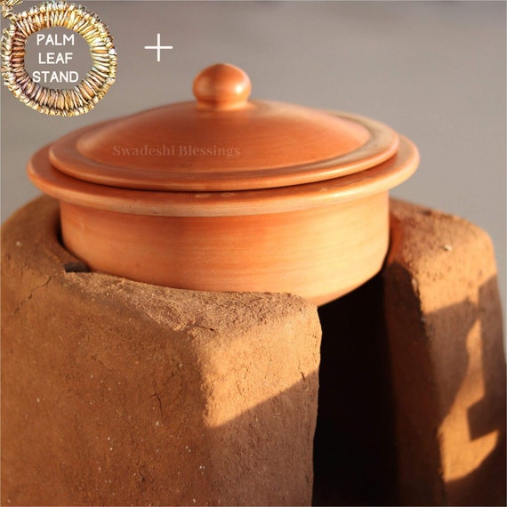 Handmade Clay Low Pot for Cooking with Lid, Unglazed Terracotta Cookware,  Midi