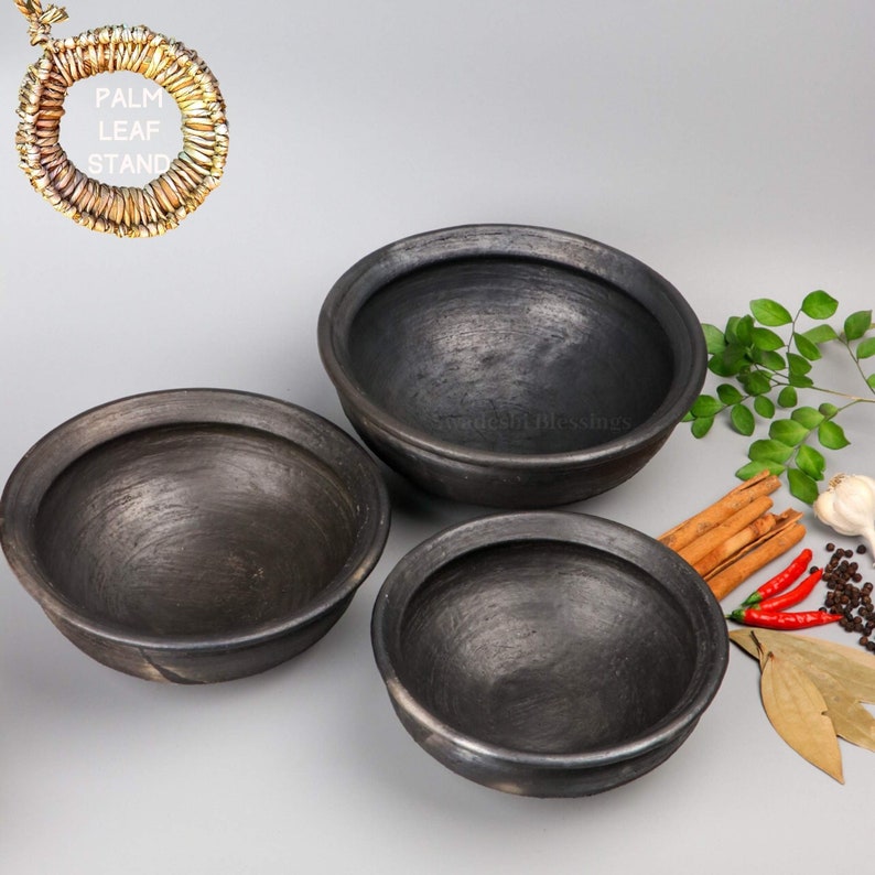 clay pot 
clay pot for cooking
clay cookware
swadeshi blessings
clay cooking pot
indian cookware
traditional cooking
clay pots
clay cookingpots with lid
pot
handi
claypots for cooking with spoon
indian kadai
claypan
clay biryani pot
Frying pan