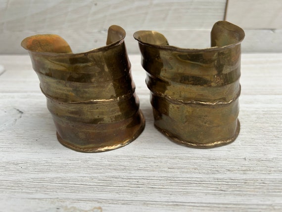 Two Wide Vintage Brass Cuff Bracelets - image 3