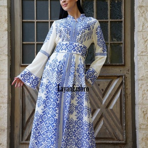 Palestinian Embroidered Thawb - Dress Available in Multicolors. مطرزات شرقية عربية - ثوب فلسطيني - أثواب فلسطينية - ثوب عربي - تطريز فلسطيني