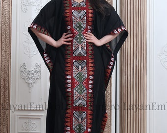 Embroidered Dress - Thawb - Abaya - Kaftan. مطرزات شرقية عربية - ثوب فلسطيني - أثواب فلسطينية - ثوب عربي - تطريز فلسطيني