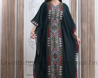 Embroidered Dress - Thawb - Abaya - Kaftan. مطرزات شرقية عربية - ثوب فلسطيني - أثواب فلسطينية - ثوب عربي - تطريز فلسطيني