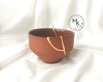 Brown terracotta ceramic Kintsugi vase, special edition 22 carat pure gold, hand mended, unique piece
