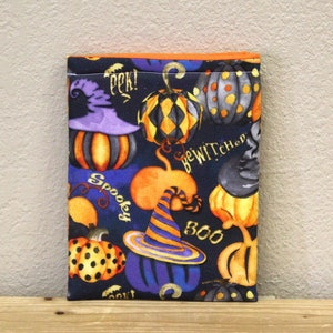 WItchy/padded book sleeve/tablet sleeve/bookish gift/reading gift/book lover/Christmas Gift for readers/Bookish//Pumpkin/Spooky/