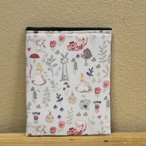 Alice in Wonderland/padded book sleeve/tablet sleeve/bookish gift/reading gift/book lover/Christmas Gift for readers/Co /FairyTale
