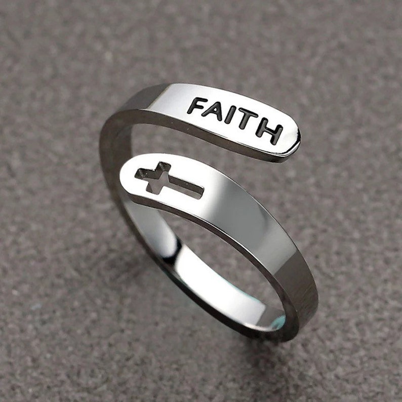 Faith adjustable Ring Vintage cross letter round on finger faith ring.