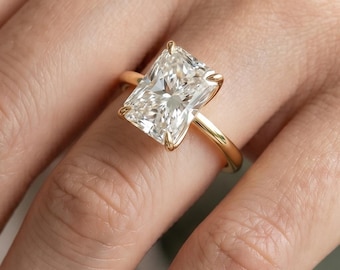 Strahlend geschliffener Moissanit Solitär Ring: 585er Gelbgold Verlobungsring