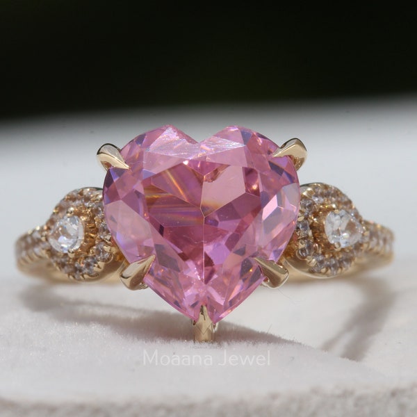 Heart Shape Pink Moissanite Diamond Engagement Ring/Pink Moissanite Three Stone Engagement ring/Heart diamond Gold wedding ring for her