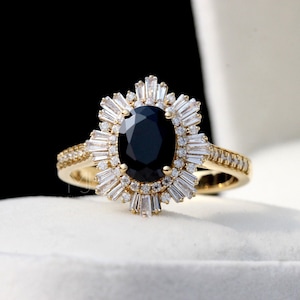 Oval Black Onyx Engagement Ring: Starburst Gold Wedding Ring