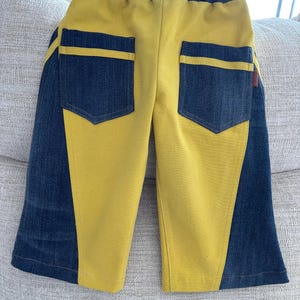 Kleinkind Hose mit weitem Bein | Handgemachte gelbe und blaue Patchworkhose mit Taschen, elastischer Bund, Unisex Kinder Outfit, Boho Playwear