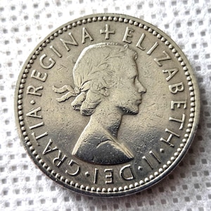 One Shillings 1957 coin - Queen Elizabeth II / United Kingdom Coin / Great Britain / old coin / vintage coin / collectible / Elizabeth
