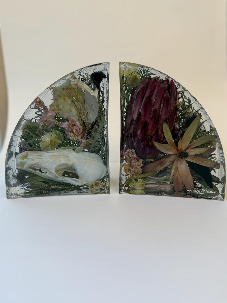 Preserved Wedding Flower Resin Bookends (7x5") image 12