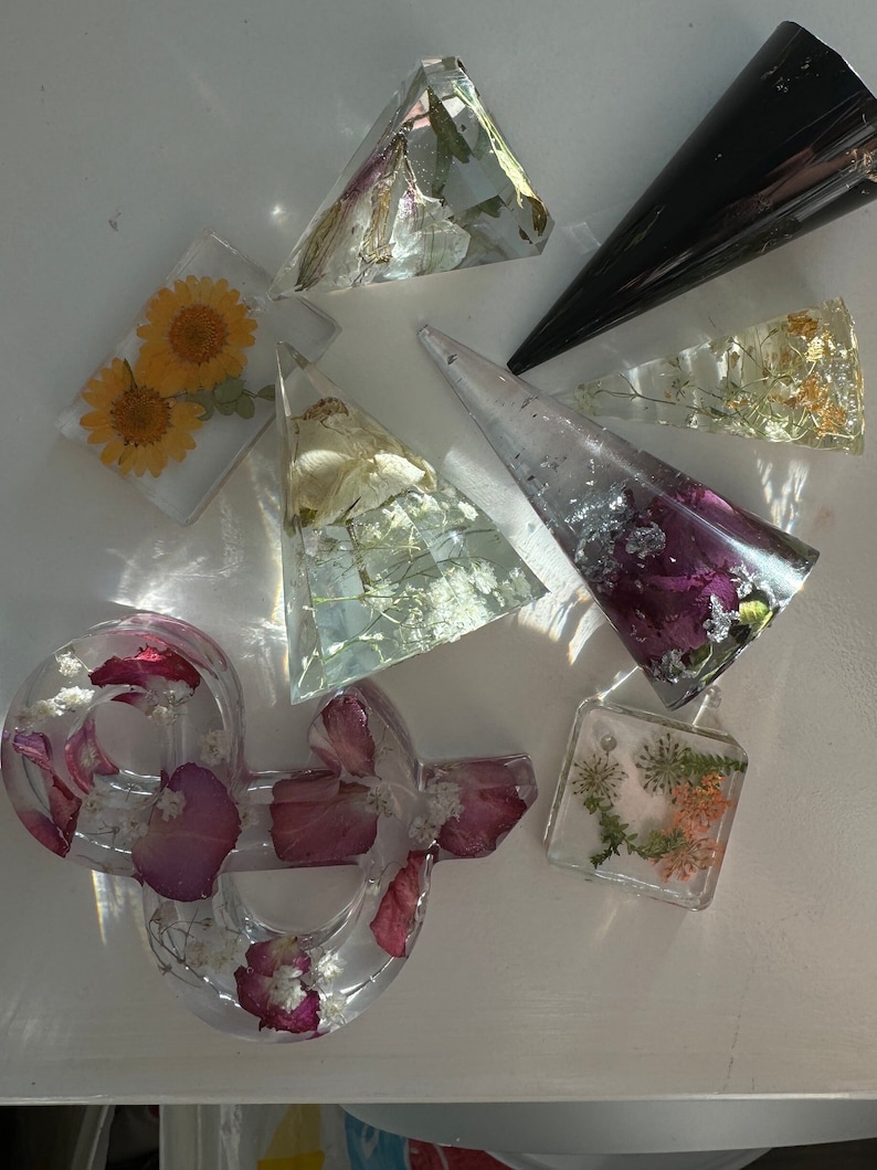 Resin ring holder, floral ring holder, diamond ring holder, wedding gift ideas, bridal floral preservations image 8