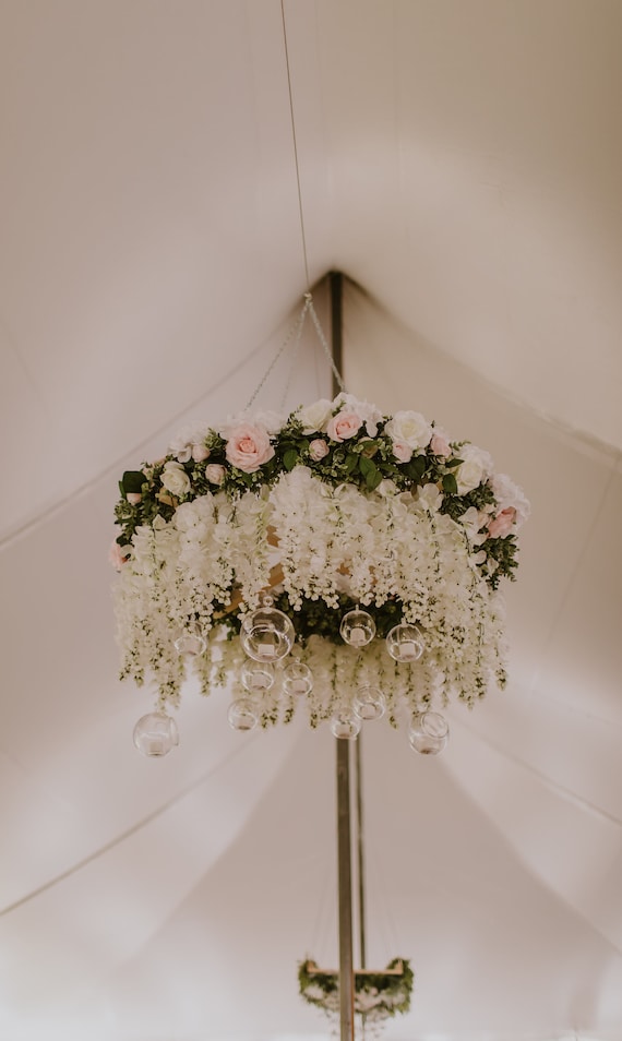 Floral chandelier wedding 60 photos - Astyledwedding.com
