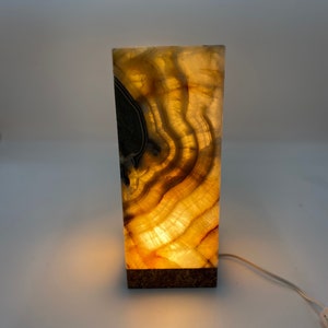 Handmade Onyx Table Lamp