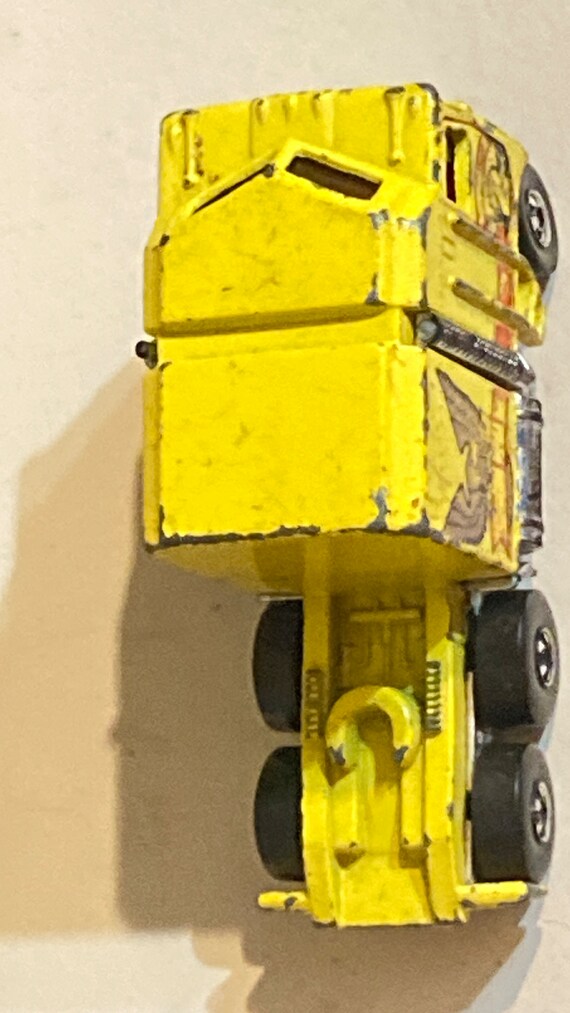 Thunder Roller Yellow - Hot Wheels Black Wall - 1982 - Etsy
