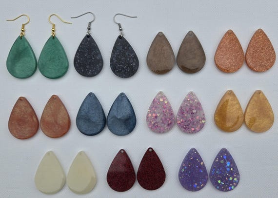 Teardrop Dangle Earrings / Resin Earrings