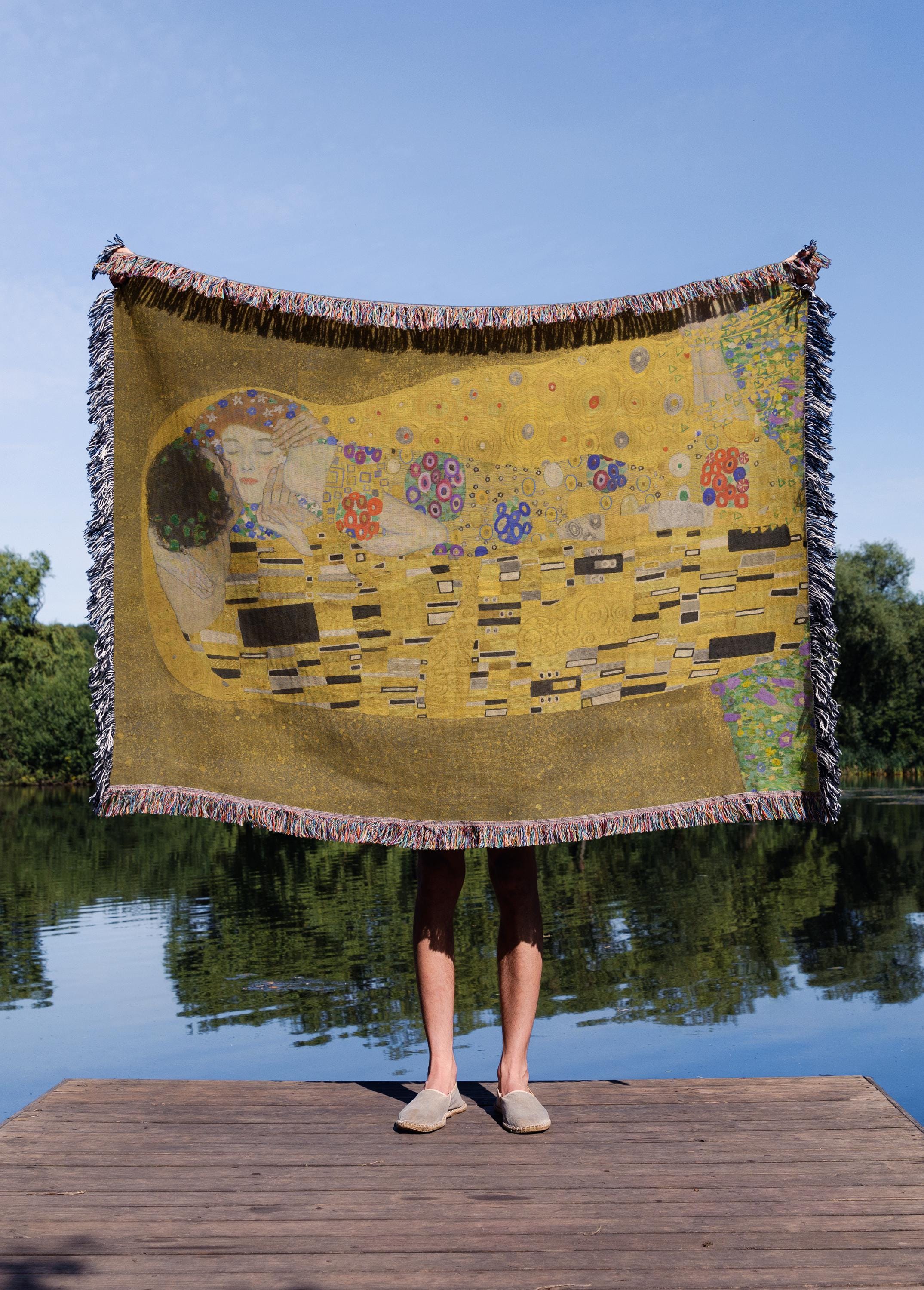 グスタフ・クリムト作「接吻」織りブランケット - 芸術的な室内装飾