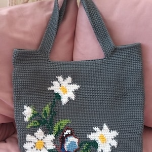 Handmade Gray Crochet Bag: Daisy Shoulder Bag